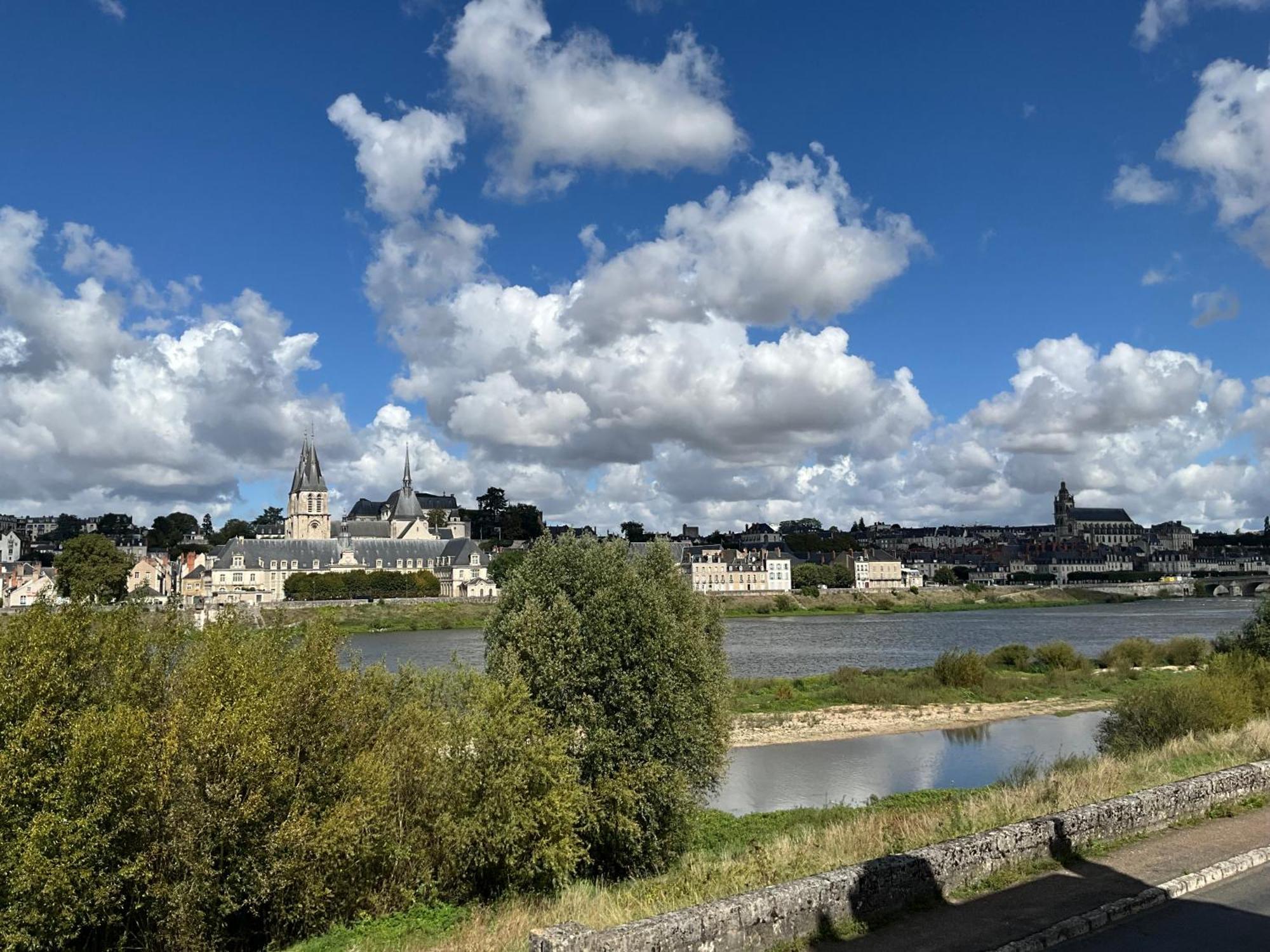"Gite Les Futreaux" Vue Sur Loire & Linge Inclus Blois Bagian luar foto